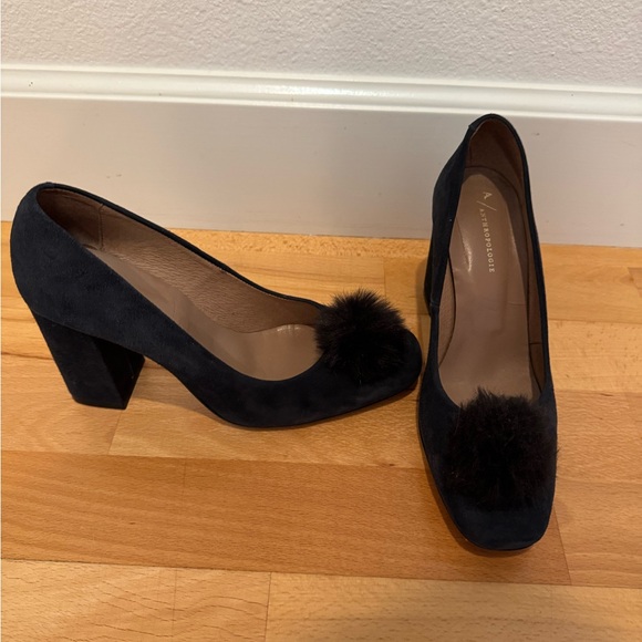 Cecelia New York Liv Pommed Block Heels by Anthropologie, Size 39 - Picture 3 of 7